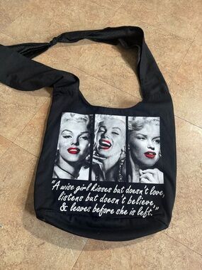 Black Marilyn Monroe Graphic Shoulder Bag with Red Lip Accents